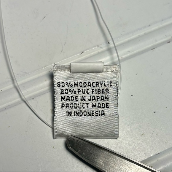 Paula Young Flowing Hair Clip On Approximately 7" Gray Color 51 Style A3310 New - Picture 9 of 9